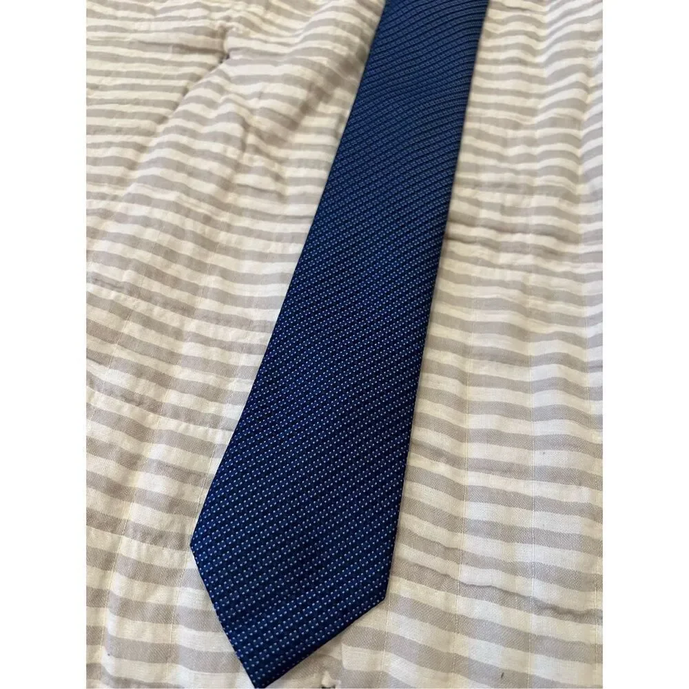 KENNETH COLE SILK TIE